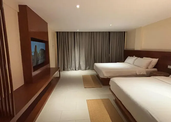 The Shore At Bed & Breakfast San Remigio (Cebu)