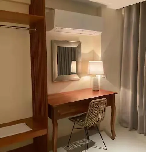 The Shore At 3*